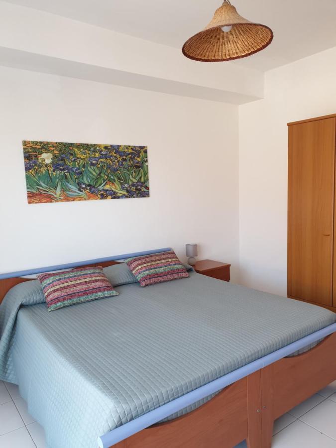 גיארדיני נאקסוס Baia Alcantara Apartments מראה חיצוני תמונה